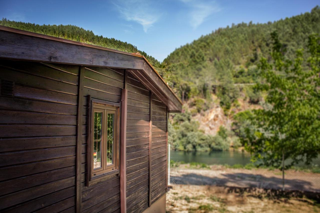 Xisto Camping Janeiro de Baixo Εξωτερικό φωτογραφία