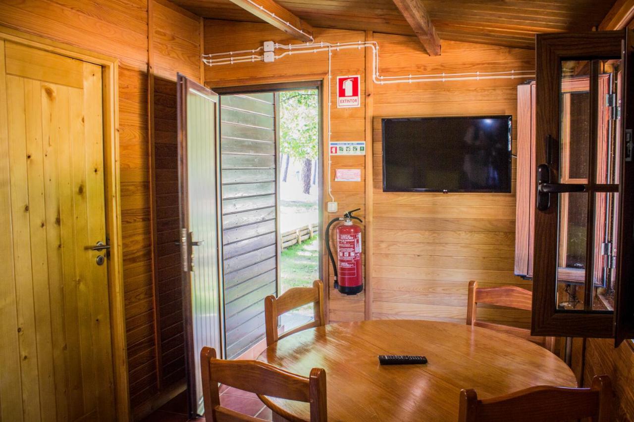 Xisto Camping Janeiro de Baixo Εξωτερικό φωτογραφία